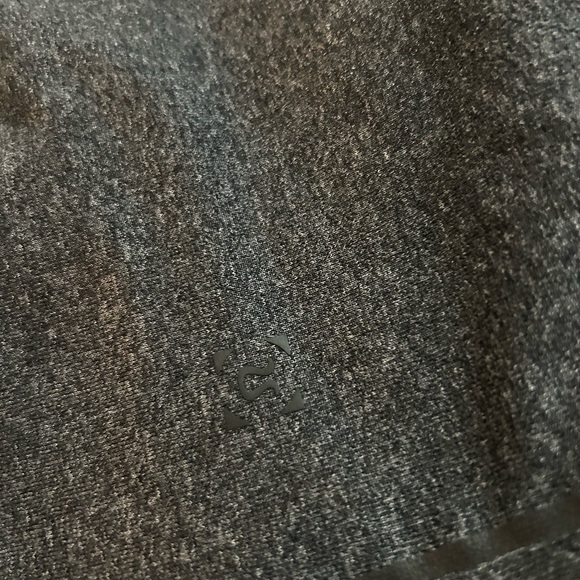 Lululemon - Picture 3 of 6